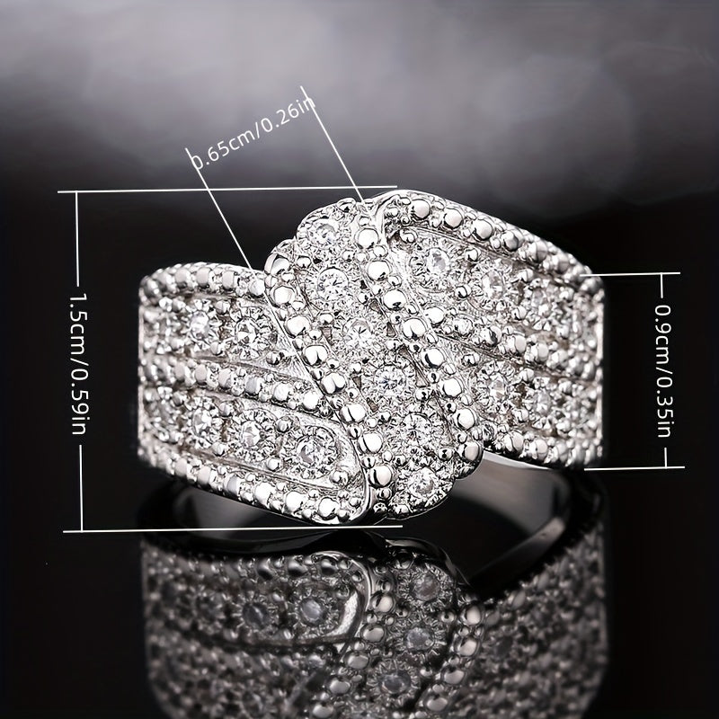 Elegant promise rings, covered in sparkling Zirconia, symbolize luxury and nobility, engagement/wedding rings, replica luxury jewelry