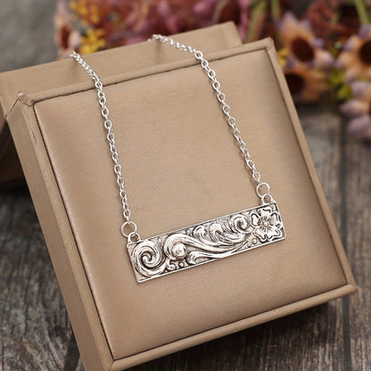 Cross-border European, American retro Western totem engraving alloy pendant collarbone chain