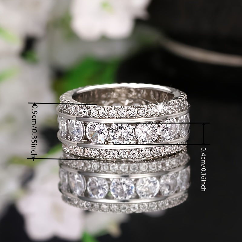 Sparkling zircon silver-plated dazzling band ring, a symbol of elegance and beauty, suitable for everyday wear and party accessories