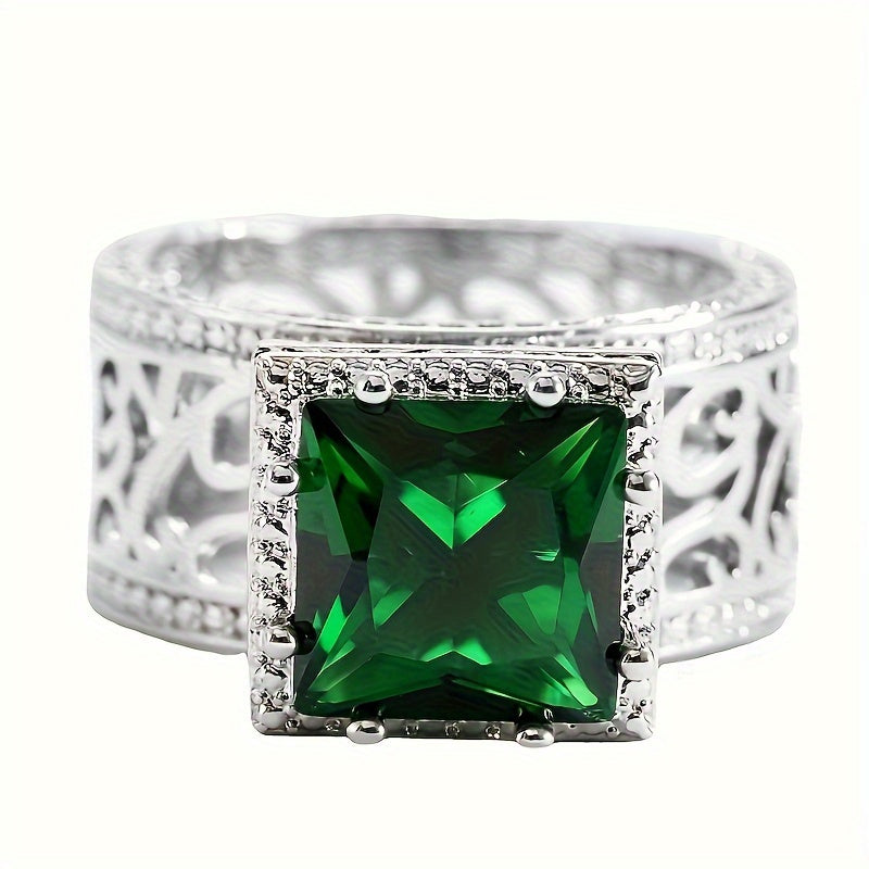Luxury vintage style anniversary ring with square cubic Zirconia - perfect for parties and everyday elegance