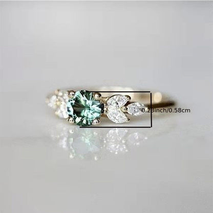 Elegant 18K gold-plated ring with green and transparent square Zirconia - minimalist design for Casual Attire or parties - attractive fashion jewelry for women