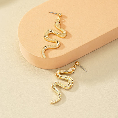 Elegant snake stud earrings, 14K gold galvanized alloy, embellished with rhinestones, using stainless steel ear needles, minimalist style suitable for daily and holiday wear